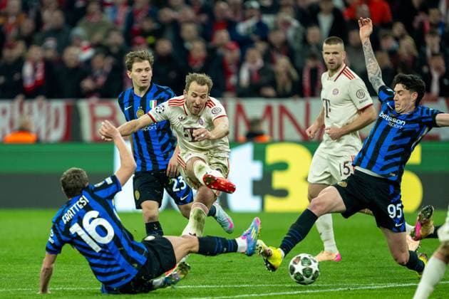 Harry Kane FC Bayern Muenchen, 09 , Davide Frattesi Inter Milan, 16 , Alessandro Bastoni Inter Milan, 95 , GER, FC Bayern Muenchen vs Inter Milan, Football, UEFA, Champions League, Fourth Final, First Leg, 2024 2025 Season, 08 04 2025, GER, FC Bayern Muenchen vs Inter Milan, Football, UEFA, Champions League, Fourth Final, First Leg, 2024 2025 Season, 08 04 2025 Muenchen Copyright: xEibner-Pressefotox EP_EER
