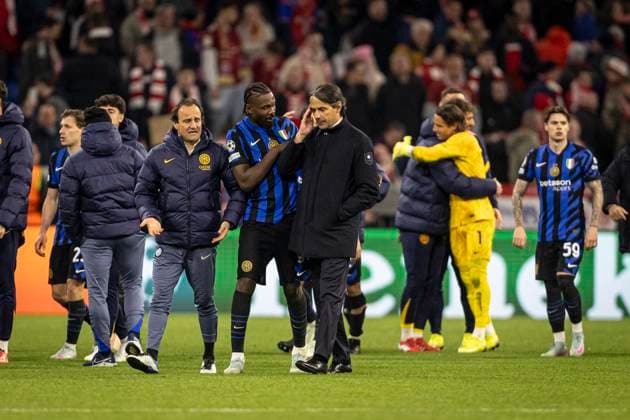 FOOTBALL : UEFA Champions League, FC Bayern Munich - Inter Milan, quarter-final, first leg, Allianz Arena. 08 04 2025 Simone Inzaghi et Marcus Thuram 9  Copyright: xelyxandroxcegarrax