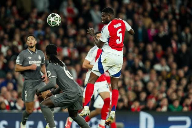 UEFA Champions League Quarter-finals Arsenal v Real Madrid Thomas of Arsenal heads the ball during the UEFA Champions League Quarter-finals match Arsenal vs Real Madrid at Emirates Stadium, London, United Kingdom, 8th April 2025 (Photo by Izzy Poles News Images) London Emirates Stadium Greater London United Kingdom Copyright: xIzzyxPoles NewsxImagesx