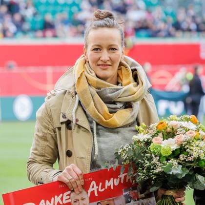 Almuth Schult, Farewell from the national team, 08 04 2025, Wolfsburg Germany , Football, UEFA Women s Nations League, Germany Scotland, DFB DFL REGULATIONS PROHIBIT ANY USE OF PHOTOGRAPHS AS IMAGE SEQUENCES AND OR QUASI VIDEO xprx