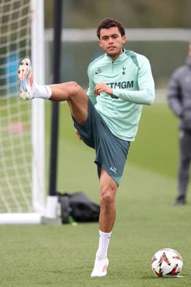 Tottenham Hotspur Training 09 April 2025, Enfield Tottenham Hotspur Training Brennan Johnson von Tottenham Hotspur Foto Charlotte Wilson Abseits Enfield UK  Copyright: xCharlottexWilsonx xOffsidexOffside