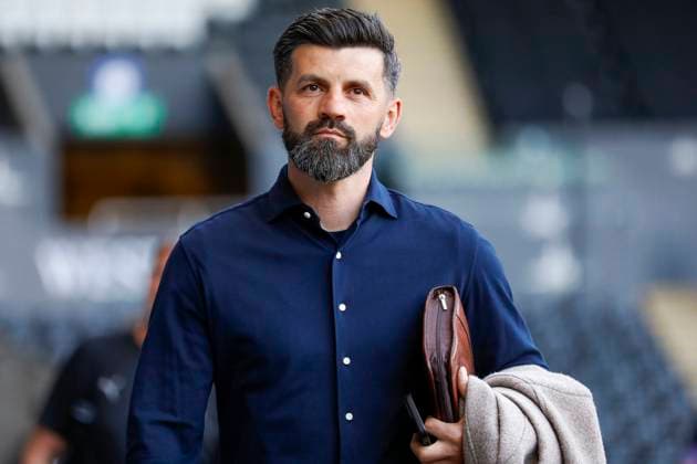 Swansea City v Plymouth Argyle, Swansea, UK - 09 APR 2025 Plymouth Argyle Manager Miron Muslic arrives before the Sky Bet Championship Match between Swansea City and Plymouth Argyle at Swansea.com Stadium, Cardiff on 09 APR 2025. Swansea Swansea.com Stadium Wales GBR Copyright: xGeraintxNicholas PPAUKx PPA-178915