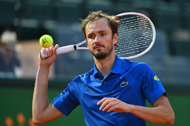 Rolex Monte-Carlo 2025 Masters 1000 - Day 4 Daniil Medvedev (RUS) during his second match at the Monaco Rolex Masters in Monte Carlo, on April, 9, 2025. Photo by Corinne Dubreuil ABACAPRESS.COM Monte-Carlo Monaco  Copyright: xDubreuilxCorinne ABACAx