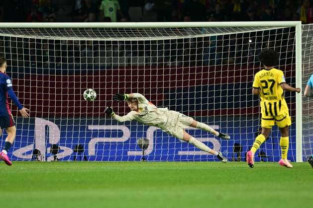 Gregor Kobel 1 Borussia Dortmund , FC Barcelona vs Borussia Dortmund, Football, Champions League, Quarterfinals, 09 04 2025 Barcelona Catalonia Spain Copyright: xkolbert-press MarcxNiemeyerx