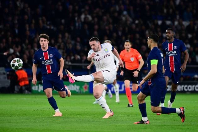 FOOTBALL : PSG vs Aston Villa - Ligue des Champions - 09 04 2025 Joao Pedro Goncalves Neves ( 87 - PSG ) , John McGinn ( 7 - Aston Villa ) and Ousmane DEMBELE ( 10 - PSG ) during the UEFA Champions League match between Paris Saint Germain and Aston Villa FC at Parc Des Princes on April 09 , 2025 in Paris, France. ( Photo by Dante Badano PsnewZ ) - ParisFrance  Copyright: xDantexBadanox