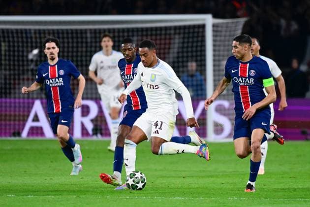 FOOTBALL : PSG vs Aston Villa - Ligue des Champions - 09 04 2025 Jacob Ramsey ( 41 - Aston Villa ) and Ousmane DEMBELE ( 10 - PSG ) during the UEFA Champions League match between Paris Saint Germain and Aston Villa FC at Parc Des Princes on April 09 , 2025 in Paris, France. ( Photo by Dante Badano PsnewZ ) - ParisFrance  Copyright: xDantexBadanox