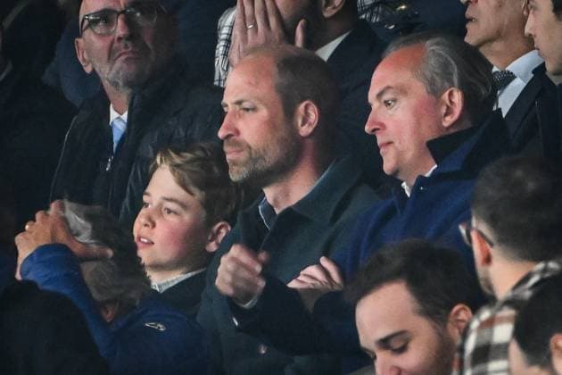 April 9, 2025, Paris, France, France: Britain s Prince William, Prince of Wales and his son Britain s Prince George of Wales during the UEFA Champions League match between Paris Saint-Germain and Aston Villa at Parc des Princes Stadium on April 09, 2025 in Paris, France. Paris France - ZUMAm308 20250409_zsp_m308_010 Copyright: xMatthieuxMirvillex