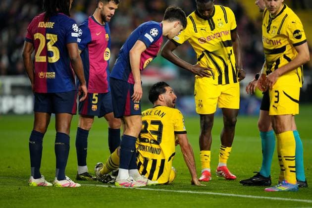 09 04 2025, xslx, Football UEFA Champions League, FC Barcelona Borussia Dortmund v l Emre Can Borussia Dortmund , Pau Cubarsi FC Barcelona , Serhou Guirassy Borussia Dortmund , Waldemar Anton Borussia Dortmund UEFA REGULATIONS PROHIBIT ANY USE OF PHOTOGRAPHS as IMAGE SEQUENCES and or QUASI VIDEO Barcelona