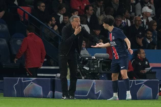 April 10, 2025, Paris, France: Paris SG Coach LUIS ENRIQUE in action during the UEFA Champions League Quarter-finals 1st leg between Paris Saint Germain and Aston Villa at the Parc des Princes Stadium - Paris - France ..PSG won 3:1 Paris France - ZUMAp119 20250410_zaf_p119_004 Copyright: xPierrexSteveninx