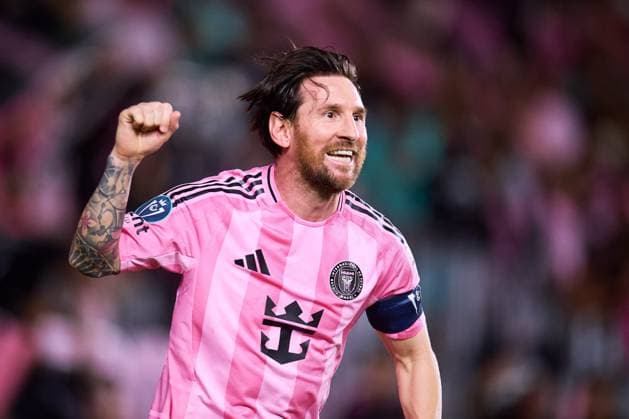 RECORD DATE NOT STATED Concacaf Champions Cup 2025 Inter Miami vs Los Angeles FC - CFV Lionel Messi celebrates his goal 3-1 of Inter Miami during the Quarter Finals second leg match between Inter Miami and Los Angeles FC as part of the CONCACAF Champions Cup 2025, at Chase Stadium on April 09, 2025 in Fort Lauderdale, Miami, Florida, United States. FORT LAUDERDALE MIAMI FLORIDA UNITED STATES  Copyright: xJosexLuisxMelgarejox 20250409210010_CCC_2025_CFV_MIA_LAFC_MESSI199