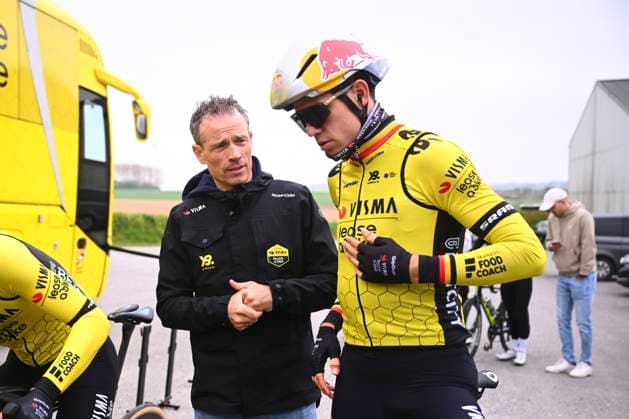 Paris-Roubaix 2025 Training Session ROUBAIX, FRANCE - APRIL 10 : Niermann Grischa (GER) Ass. Sports Director of Team Visma Lease a Bike and Van Aert Wout (BEL) of Team Visma - Lease a Bike pictured during a training session prior the 122nd edition of ParisRoubaix an UCI World Tour cycling race for Men Elite with start in Compiegne and finish in Roubaix. on April 10, 2025 in Roubaix, France, 10 04 2025 ( Motordriver Guy De Vuyst - Roubaix France  Copyright: xGvgx