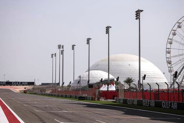 F1 - BAHRAIN GRAND PRIX 2025 Atmosphere main straight Bahrain circuit during the Formula 1 Gulf Bahrain Grand Prix 2025, 4th round of the 2025 FIA Formula One World Championship, WM, Weltmeisterschaft from April 11 to 13, 2025 on the Bahrain International Circuit, in Sakhir, Bahrain - SakhirBahrain  Copyright: xXavixBonillax