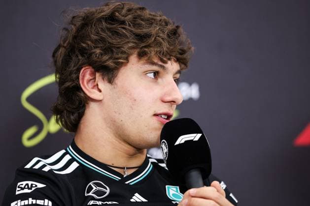 F1 - BAHRAIN GRAND PRIX 2025 KIMI ANTONELLI Andrea (ita), Mercedes AMG F1 Team W16, portrait press conference, PK, Pressekonferenz during the Formula 1 Gulf Bahrain Grand Prix 2025, 4th round of the 2025 FIA Formula One World Championship, WM, Weltmeisterschaft from April 11 to 13, 2025 on the Bahrain International Circuit, in Sakhir, Bahrain - SakhirBahrain  Copyright: xEricxAlonsox