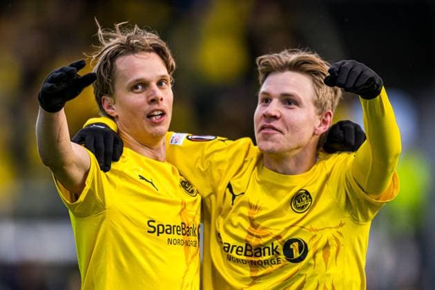 250410 Ulrik Saltnes of Bodo Glimt celebrates after scoring the 2 0 goal during the UEFA Europa League quarter final football match between Bodo Glimt and Lazio on April 10, 2025 in Bodo Photo Marius Simensen BILDBYRAN COP 238 bbeng bodo bodo glimt football fotball jubel kvartfinale lazio quarter final soccer uefa europa league  Copyright: MARIUSxSIMENSEN BB250410BB785