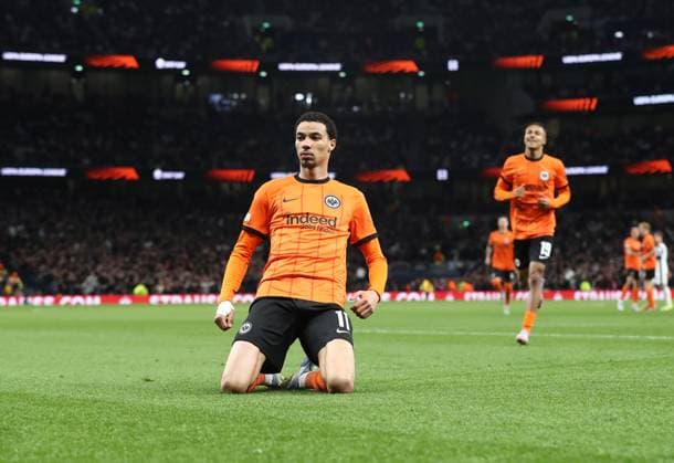10 04 2025, xtgx, Football Europa League 1 4 Final, Tottenham Hotspur Eintracht Frankfurt v l Hugo Ekitike Eintracht Frankfurt celebrate the goal, Der Torjubel zum 0 1 DFL DFB REGULATIONS PROHIBIT ANY USE OF PHOTOGRAPHS as IMAGE SEQUENCES and or QUASI VIDEO London