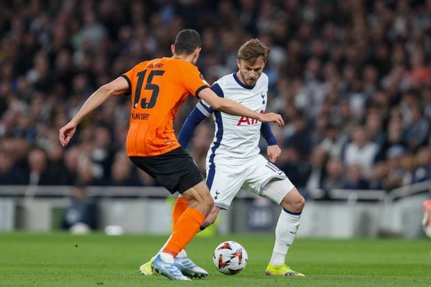 London, England, April 10th 2025: James Maddison of Tottenham Hotspur receives pressure fro Ellyes Skhiri of Eintracht Frankfurt during the UEFA Europa League match between Tottenham Hotspur and Eintracht Frankfurt at Tottenham Hotspur Stadium in London, England (Alexander Canillas SPP) Copyright: xAlexanderxCanillas SPPx spp-en-AlCa-9U2A8910