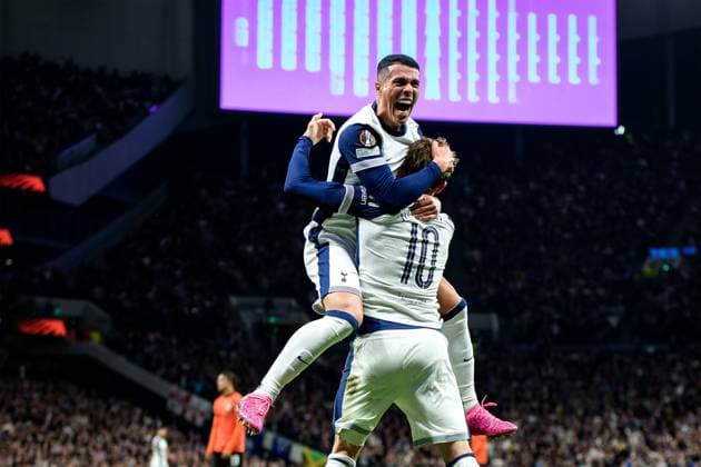 London, England, April 10 2025: Pedro Porro (23 Tottenham Hotspur) celebrates his goal with James Maddison (10 Tottenham Hotspur) during the UEFA Europa League game between Tottenham Hotspur and Eintracht Frankfurt at Tottenham Hotspur Stadium in London, England. (Pedro Porru SPP) Copyright: xPedroxPorrux xSPPx spp-en-PePoSp-4F8A2944_DxO