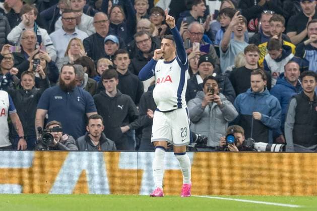 Tottenham Hotspur v Eintracht Frankfurt, UEFA Europa League, Quarter-Final, Leg 1 of 2, Football, The Tottenham Hotspur Stadium, London, UK - 10 Apr 2025 Goal. Pedro Porro of Tottenham Hotspur celebrates after scoring the second goal of the game London Tottenham Hotspur Stadium London GBR, UK NEWSPAPERS OUT Copyright: xEllixBirchx