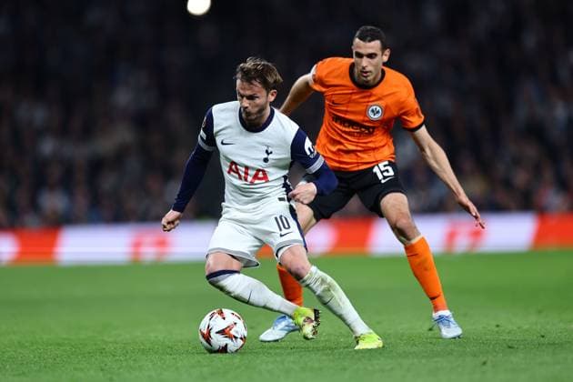James Maddison of Tottenham Hotspur and Ellyes Skhiri of Eintracht Frankfurt Tottenham Hotspur v Eintracht Frankfurt, UEFA Europa League, Quarter Final, First Leg, Football, Tottenham Hotspur Stadium, London, UK - 10 Apr 2025 EDITORIAL USE ONLY No use with unauthorised audio, video, data, fixture lists, club league logos or live services. Online in-match use limited to 120 images, no video emulation. No use in betting, games or single club league player publications.  Copyright: xMichaelxZemanek Shutterstockx 15243632aa