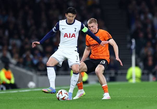 Son Heung-Min of Tottenham Hotspur competes for the ball with Rasmus Kristensen of Eintracht Frankfurt Tottenham Hotspur v Eintracht Frankfurt, UEFA Europa League, Quarter Final, First Leg, Football, Tottenham Hotspur Stadium, London, UK - 10 Apr 2025 EDITORIAL USE ONLY No use with unauthorised audio, video, data, fixture lists, club league logos or live services. Online in-match use limited to 120 images, no video emulation. No use in betting, games or single club league player publications.  Copyright: xMichaelxZemanek Shutterstockx 15243632ab