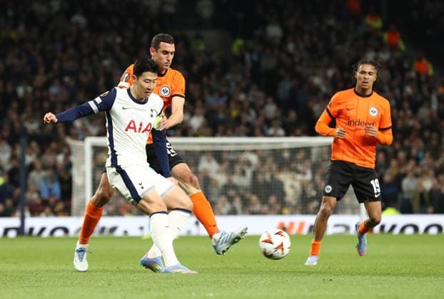 10 04 2025, xtgx, Football Europa League 1 4 Final, Tottenham Hotspur Eintracht Frankfurt v l Heung Min Son of Tottenham Hotspur, Ellyes Skhiri Eintracht Frankfurt DFL DFB REGULATIONS PROHIBIT ANY USE OF PHOTOGRAPHS as IMAGE SEQUENCES and or QUASI VIDEO London