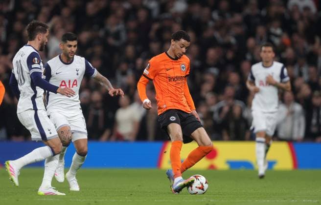- Tottenham Hotspur v Eintracht Frankfurt, UEFA Europa League, Quarter Final, 1st Leg, Tottenham Hotspur Stadium, London, UK - 10th April 2025. (C) Daniel Weir Crystal Pix Hugo Ekitike of Eintracht Frankfurt. - Tottenham Hotspur v Eintracht Frankfurt, UEFA Europa League, Quarter Final, 1st Leg, Tottenham Hotspur Stadium, London, UK - 10th April 2025. (C) Daniel Weir Crystal Pix London Tottenham Hotspur Stadium UK Copyright: xDanxWeirx CP_Tottenham_Frankfurt_38
