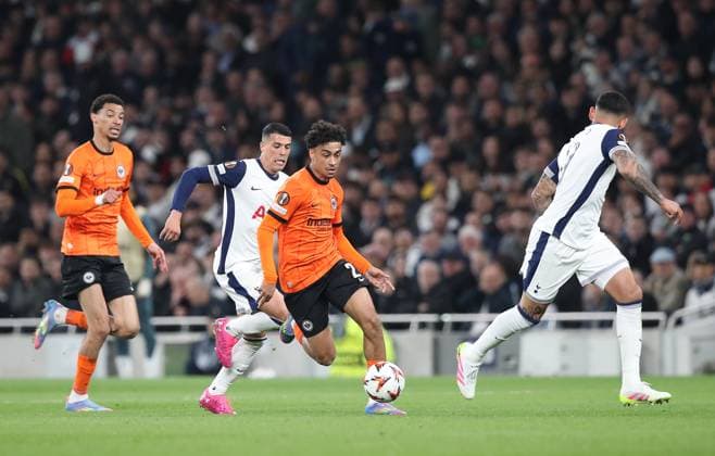 10 04 2025, xtgx, Football Europa League 1 4 Final, Tottenham Hotspur Eintracht Frankfurt v l Nathaniel Brown Eintracht Frankfurt , DFL DFB REGULATIONS PROHIBIT ANY USE OF PHOTOGRAPHS as IMAGE SEQUENCES and or QUASI VIDEO London