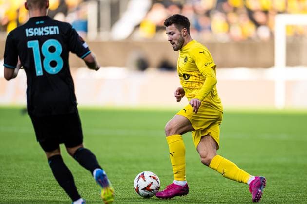 250410 Fredrik Bjorkan of Bodo Glimt during the UEFA Europa League quarter final football match between Bodo Glimt and Lazio on April 10, 2025 in Bodo Photo Marius Simensen BILDBYRAN COP 238 bbeng bodo bodo glimt football fotball fotboll kvartfinale lazio quarter final soccer uefa europa league  Copyright: MARIUSxSIMENSEN BB250410ZH021