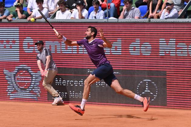 April 10, 2025, Madrid, Madrid, Spain: MARIN CILIC (CRO) playing the round of 8 match of the Grand Prix by Mercedes-Benz Open Comunidad de Madrid, at the Club de Campo Villa de Madrid on April 9, 2025. Madrid Spain - ZUMAc312 20250410_zsp_c312_021 Copyright: xOscarxManuelxSanchezx
