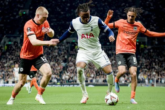 London, England, April 10 2025: Rasmus Kristensen (13 Eintracht Frankfurt), Destiny Udogie (13 Tottenham Hotspur) and Jean-Matteo Bahoya (19 Eintracht Frankfurt) in action during the UEFA Europa League game between Tottenham Hotspur and Eintracht Frankfurt at Tottenham Hotspur Stadium in London, England. (Pedro Porru SPP) Copyright: xPedroxPorrux xSPPx spp-en-PePoSp-4F8A3008_DxO