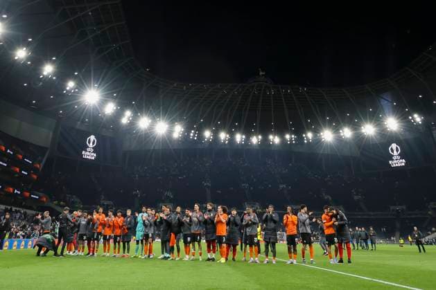 10th April 2025; Tottenham Hotspur Stadium, London, England; UEFA Europa League Quarter Final First Leg Football, Tottenham Hotspur versus Eintracht Frankfurt; Eintracht Frankfurt players thanking the fans after the match  ActionPlus12772980 HenningxVonxJagow