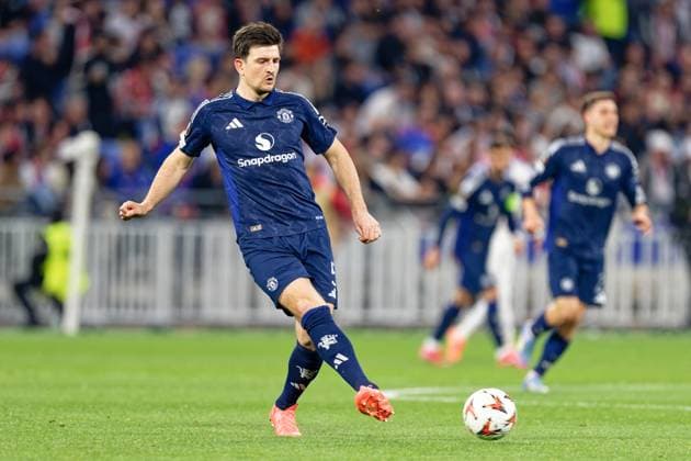 Lyon, France, April 10 2025 : Harry Maguire (5 Manchester United, ManU in action (close up) during the UEFA Europa League game between Olympique Lyonnais and Manchester United at Groupama Stadium in Lyon, France (Giuseppe Velletri SPP) Copyright: xGiuseppexVelletrix xSPPx spp-en-GiVeSp-DZ9_4987