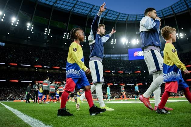 London, England, April 10 2025: James Maddison (10 Tottenham Hotspur) before the UEFA Europa League game between Tottenham Hotspur and Eintracht Frankfurt at Tottenham Hotspur Stadium in London, England. (Pedro Porru SPP) Copyright: xPedroxPorrux xSPPx spp-en-PePoSp-HE5A0122_DxO