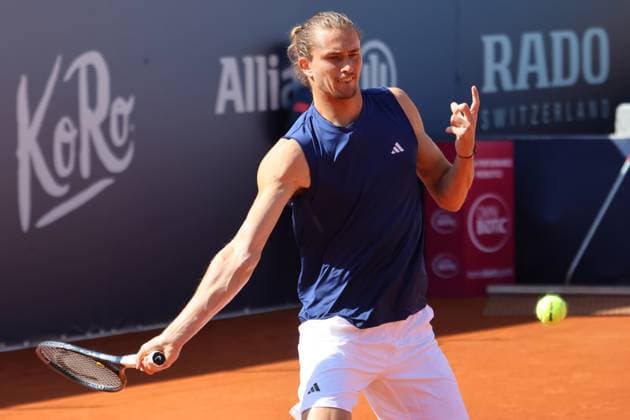 Alexander Zverev DEU training, on the ball, tennis BMW Open by Bitpanda ATP 500 Munich 11 04 2025 PHOTO Mladen Lackovic LakoPress