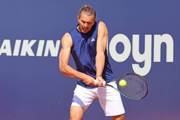 Alexander Zverev DEU training, on the ball, tennis BMW Open by Bitpanda ATP 500 Munich 11 04 2025 PHOTO Mladen Lackovic LakoPress