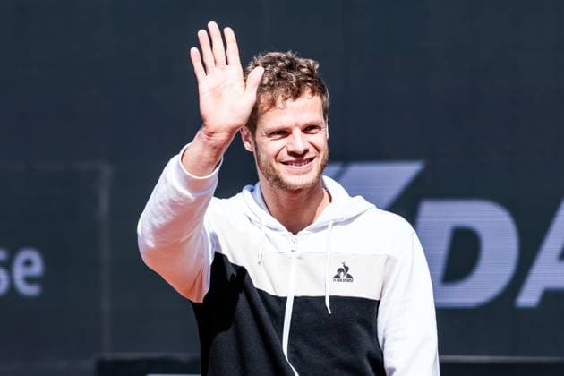 BMW Open Munich ATP 500 Opening Press Conference 11 04 2025 Yannick Hanfmann Germany waves BMW Open by Bitpanda Munich ATP 500 Opening Press Conference, Munich, MTTC Iphitos on 11 04 2025 Copyright: xBEAUTIFULxSPORTS Wunderlx