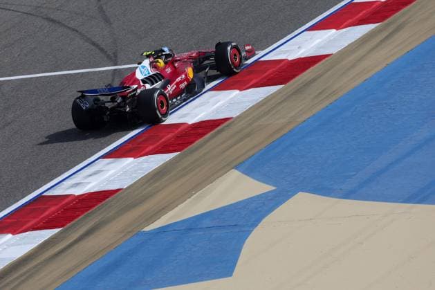 F1 - BAHRAIN GRAND PRIX 2025 44 HAMILTON Lewis (gbr), Scuderia Ferrari SF-25, action during the Formula 1 Gulf Bahrain Grand Prix 2025, 4th round of the 2025 FIA Formula One World Championship, WM, Weltmeisterschaft from April 11 to 13, 2025 on the Bahrain International Circuit, in Sakhir, Bahrain -  Copyright: xFLORENTxGOODENx
