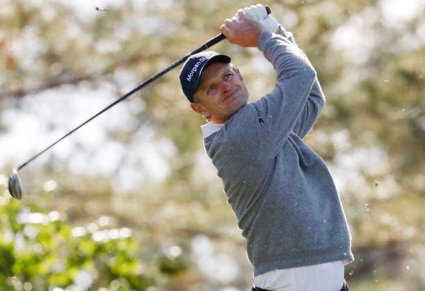 Justin Rose of England tees off on the fourth hole during round two of the 2025 Masters golf tournament at Augusta National Golf Club in Augusta, Georgia, on Friday, April 11, 2025.  AUG20250411508 TANNENxMAURY