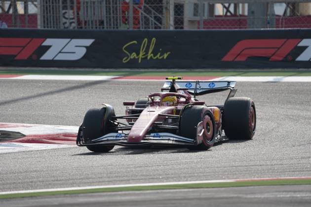 11 04 2025, Bahrain International Circuit, Sakhir, Formula 1 Gulf Air Bahrain Grand Prix 2025 ,in the picture Lewis Hamilton GBR , Scuderia Ferrari HP Photo by Hasan Bratic DeFodi Images