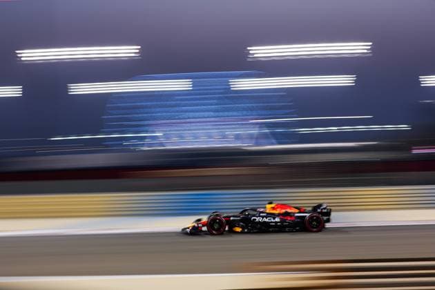 F1 - BAHRAIN GRAND PRIX 2025 01 VERSTAPPEN Max (nld), Red Bull Racing RB21, action action during the Formula 1 Gulf Bahrain Grand Prix 2025, 4th round of the 2025 FIA Formula One World Championship, WM, Weltmeisterschaft from April 11 to 13, 2025 on the Bahrain International Circuit, in Sakhir, Bahrain -  Copyright: xEricxAlonsox