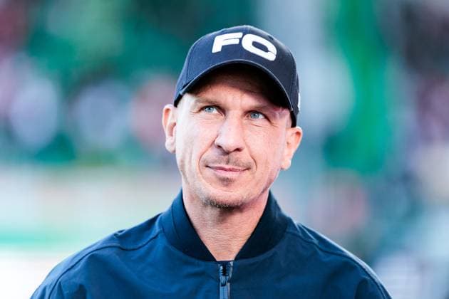 2 Fußball Bundesliga SpVgg Greuther Fürth 1 FC Köln 11 04 2025 Gerhard Struber Trainer 1 FC Köln 2 Fußball Bundesliga, SpVgg Greuther Fürth 1 FC Köln, Fürth, Sportpark Ronhof Thomas Sommer am 11 04 2025 DFL REGULATIONS PROHIBIT ANY USE OF PHOTOGRAPHS AS IMAGE SEQUENCES AND OR QUASI VIDEO Copyright: xBEAUTIFULxSPORTS Wunderlx