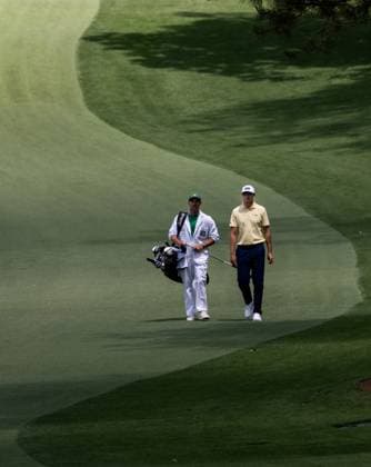 250411 Ludvig Aberg of Sweden with his caddie Joe Skovron during the second round of the 2025 Masters Golf Tournament on April 11, 2025 in Augusta Photo Petter Arvidson BILDBYRAN kod PA PA1008 bbeng golf masters the masters augusta us masters  Copyright: PETTERxARVIDSON BB250411PA194