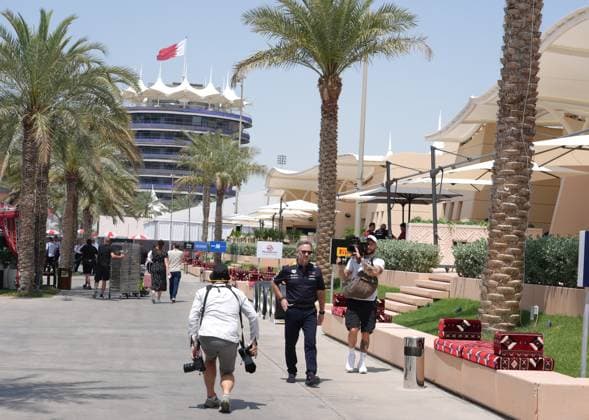 12 04 2025, Bahrain International Circuit, Sakhir, Formula 1 Gulf Air Bahrain Grand Prix 2025 ,in the picture Team Principal Christian Horner Oracle Red Bull Racing Photo by Hasan Bratic DeFodi Images