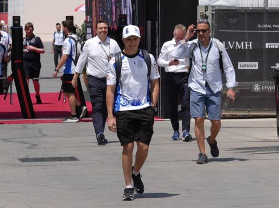 12 04 2025, Bahrain International Circuit, Sakhir, Formula 1 Gulf Air Bahrain Grand Prix 2025 ,in the picture Isack Hadjar FRA , Visa Cash App RB Formula One Team Photo by Hasan Bratic DeFodi Images