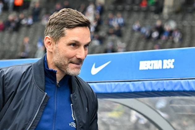 Soccer 2 Bundesliga, Hertha BSC Berlin SV Darmstadt 98 12 04 2025, xdanx, Soccer 2 Bundesliga, Hertha BSC Berlin SV Darmstadt 98 v l Stefan Leitl Hertha BSC Trainer DFL DFB REGULATIONS PROHIBIT ANY USE OF PHOTOGRAPHS as IMAGE SEQUENCES and or QUASI VIDEO Daniel Lakomski Mix1Press Berlin Olympiastadion Berlin Germany DEU Copyright: xDanielxLakomskix