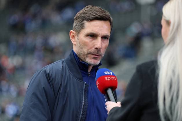 2 Soccer Bundesliga, Hertha BSC SV Darmstadt Coach Stefan Leitl Hertha BSC Berlin , during the match in the 2 Soccer Bundesliga, Hertha BSC SV Darmstadt in Berlin, Olympiastadion, on 12 04 2025 DFB regulations prohibit any use of photographs as image sequences and or quasi video Copyright: xBEAUTIFULxSPORTS Frankex