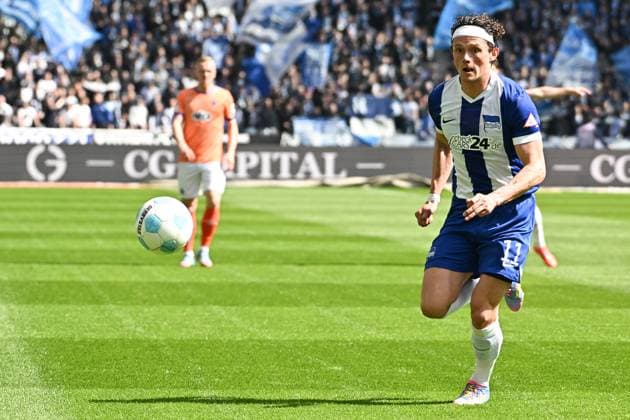 Soccer 2 Bundesliga, Hertha BSC Berlin SV Darmstadt 98 12 04 2025, xdanx, Soccer 2 Bundesliga, Hertha BSC Berlin SV Darmstadt 98 v l Fabian Reese Hertha BSC DFL DFB REGULATIONS PROHIBIT ANY USE OF PHOTOGRAPHS as IMAGE SEQUENCES and or QUASI VIDEO Daniel Lakomski Mix1Press Berlin Olympiastadion Berlin Germany DEU Copyright: xDanielxLakomskix