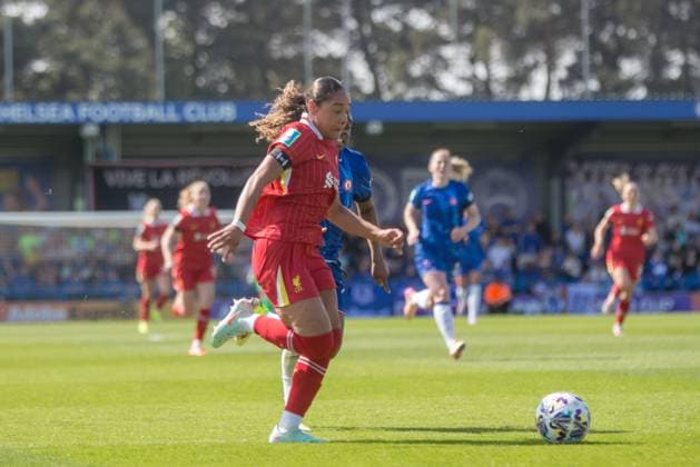 Kingston, England, 12th April 2025 Olivia Smith (11 Liverpool) in action during the Adobe Womens FA Cup semi final between Chelsea and Liverpool at Kingsmeadow, Kingston. (Tom Phillips SPP) Copyright: xTomxPhillips SPPx spp-en-ToPh-IMG_8810