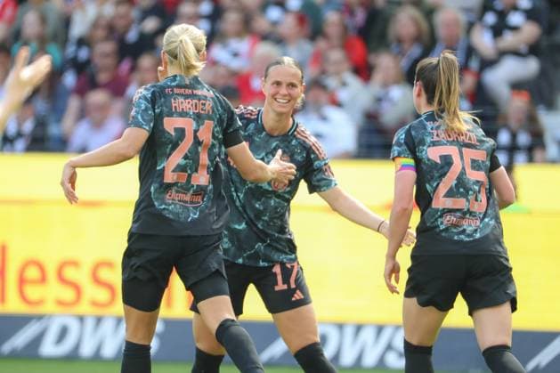 12 04 2025, xusrbx, Soccer Google Pixel Womens Bundesliga, Eintracht Frankfurt FC Bayern Muenchen v l Pernille Harder Bayern Muenchen, 21 , Klara Buehl Bayern Muenchen, 17 , Sarah Zadrazil Bayern Muenchen, 25 , Goal celebration, jubilation, joy, emotions, in the 29th minute of the game to 0 2 DFL DFB REGULATIONS PROHIBIT ANY USE OF PHOTOGRAPHS as IMAGE SEQUENCES and or QUASI VIDEO Frankfurt am Main usch