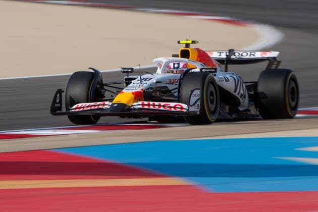 Liam Lawson Visa Cash App Racing Bulls F1 Team, New Zealand, 30 in VCARB 02, BAH, Formula 1 World Championship, Gulf Air Grand Prix of Bahrain, Bahrain International Circuit, 3 Free Practice, 2025 season, 12 04 2025 BAH, Formula 1 World Championship, Gulf Air Grand Prix of Bahrain, Bahrain International Circuit, 3 Free Practice, 2025 season, 12 04 2025 Sakhir Copyright: xEibner-Pressefoto Memmlerx EP_MMR